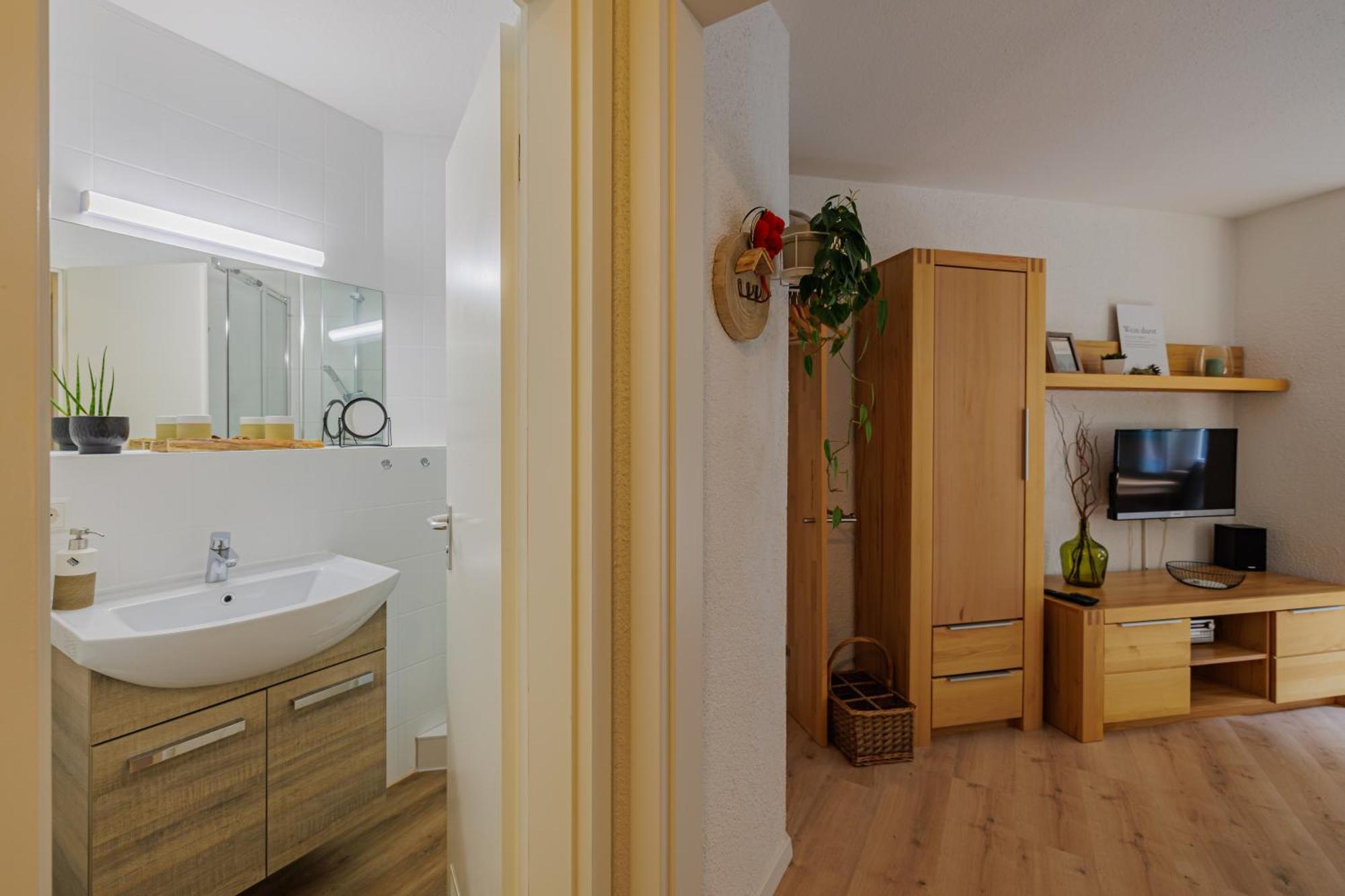 Baechle Im Wanderparadies Balkon Mit Blick Auf Den Bach Sauna Im Haus Tiefgarage E-Ladestation トートナウベルク エクステリア 写真